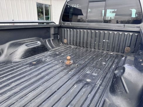 Used 2015 Ford F250 Lariat w/ Lariat Ultimate Package image 8