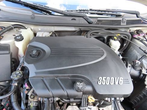 Used 2008 Chevrolet Impala LT FWD image 26