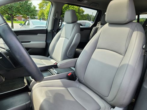 Used 2024 Honda Odyssey EX-L image 7