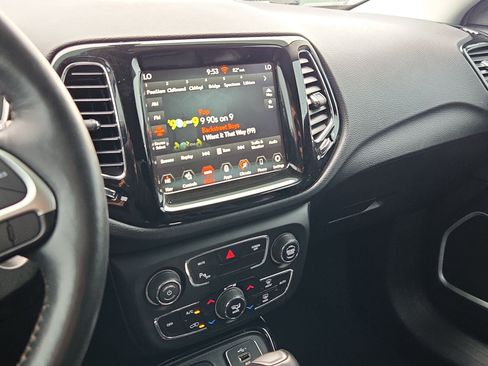 Used 2019 Jeep Compass Limited w/ Safety & Security Group AWD/4WD image 21