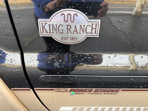 Used 2012 Ford F250 King Ranch w/ King Ranch w/Chrome Pkg image 11