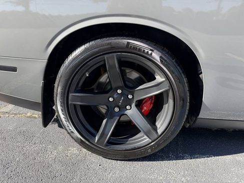 Used 2020 Dodge Challenger SRT Hellcat RWD image 34
