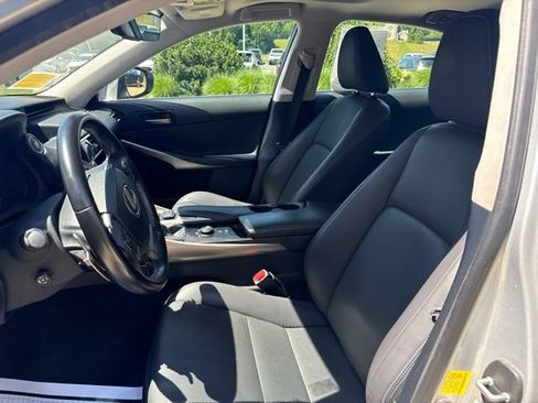 Used 2018 Lexus IS 300 AWD w/ Comfort Package image 15