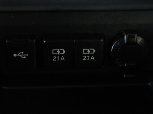 Used 2020 Toyota Highlander Platinum image 18