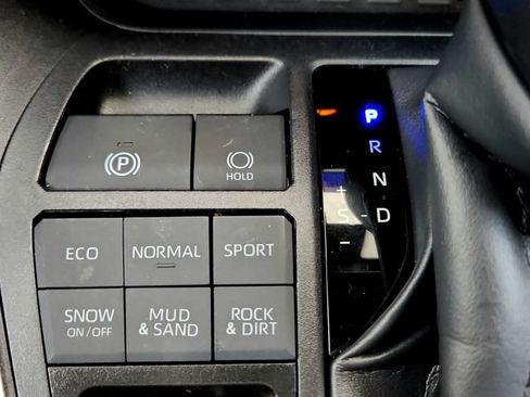 Used 2025 Toyota RAV4 XLE Premium w/ Weather Package AWD/4WD image 34