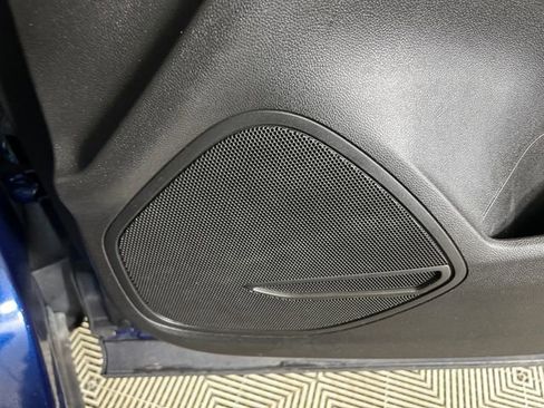 Used 2023 Buick Envision Essence image 31