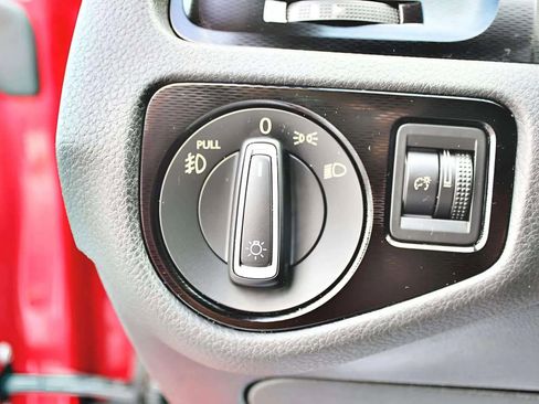 Used 2017 Volkswagen GTI S image 15