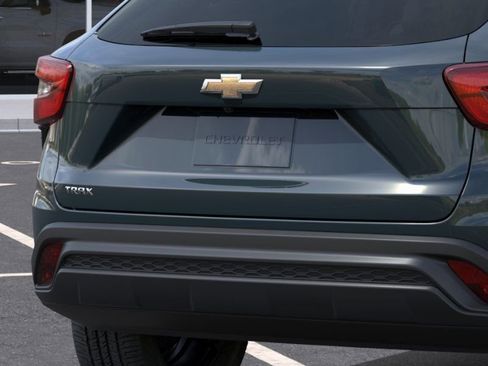 New 2026 Chevrolet Trax LS FWD image 14