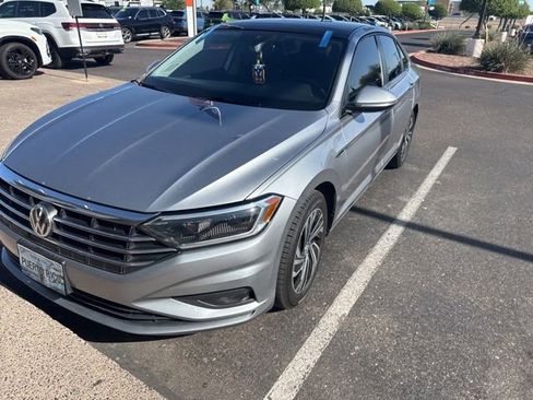 Used 2020 Volkswagen Jetta SEL Premium FWD image 1