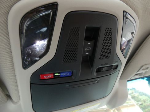 Used 2021 Subaru Outback Touring XT image 78