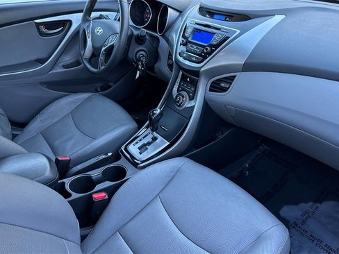 Used 2013 Hyundai Elantra Limited image 15
