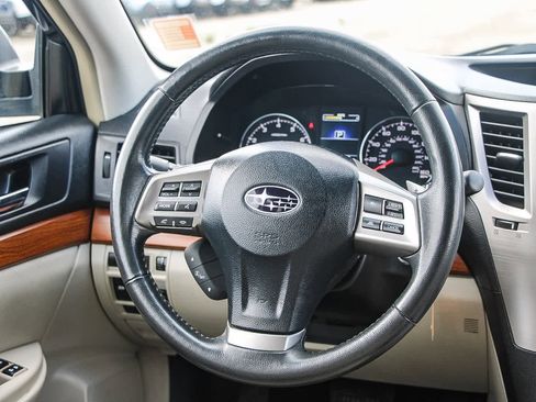 Used 2014 Subaru Outback 3.6R Limited image 15