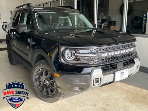 New 2026 Ford Bronco Sport Badlands AWD/4WD image 1