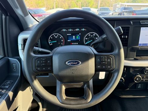 Used 2024 Ford F250 XL w/ STX Appearance Package AWD/4WD image 20