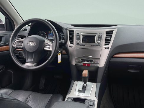 Used 2013 Subaru Outback 2.5i Limited image 24