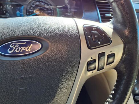 Used 2013 Ford Taurus Limited image 17