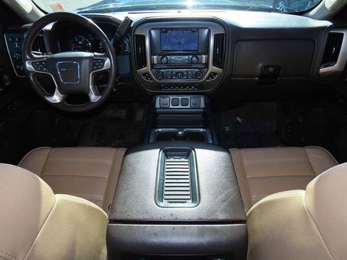 Used 2018 GMC Sierra 3500 Denali w/ Duramax Plus Package image 27