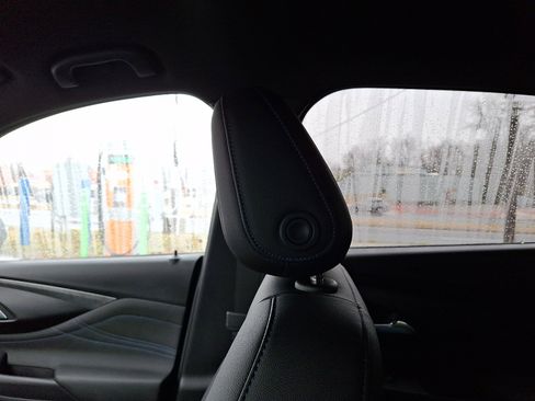 Certified 2025 Buick Envista Sport Touring w/ Convenience I Package image 17