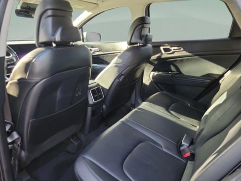 Certified 2023 Kia Sportage EX AWD/4WD image 6