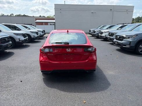 Used 2023 Honda Civic Sport image 6