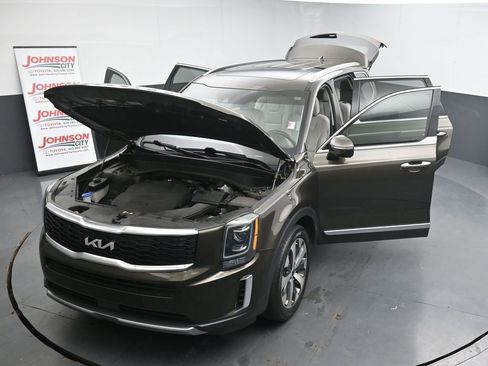 Used 2022 Kia Telluride S image 26