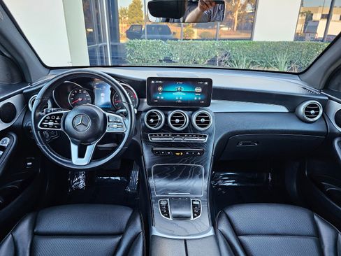 Used 2022 Mercedes-Benz GLC 300 image 16