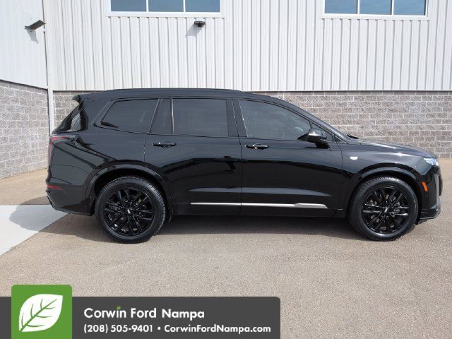 Used 2021 Cadillac XT6 Sport AWD/4WD image 2