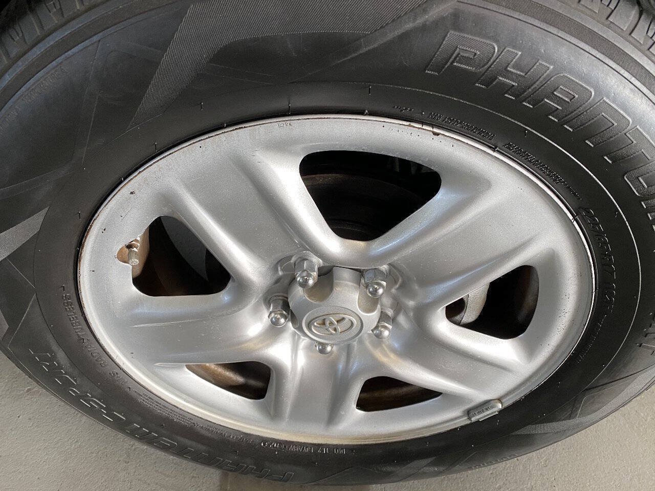 Used 2009 Toyota RAV4 2WD image 8