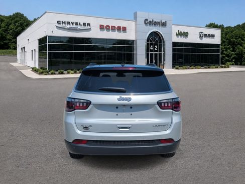 Used 2025 Jeep Compass Limited w/ Sun & Sound Group AWD/4WD image 5