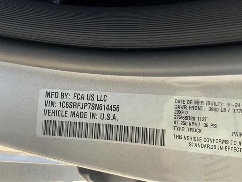 Used 2025 RAM 1500 Laramie AWD/4WD image 30