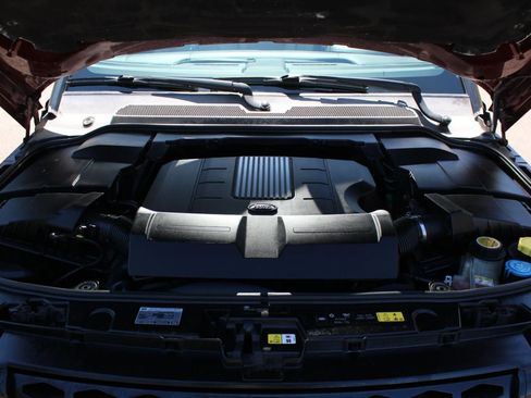 Used 2015 Land Rover LR4 HSE LUX image 17