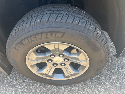 Used 2017 Chevrolet Tahoe LT AWD/4WD image 17