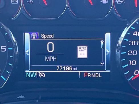 Used 2019 Chevrolet Suburban LT AWD/4WD image 15