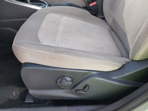 Used 2020 Ford EcoSport SE image 29