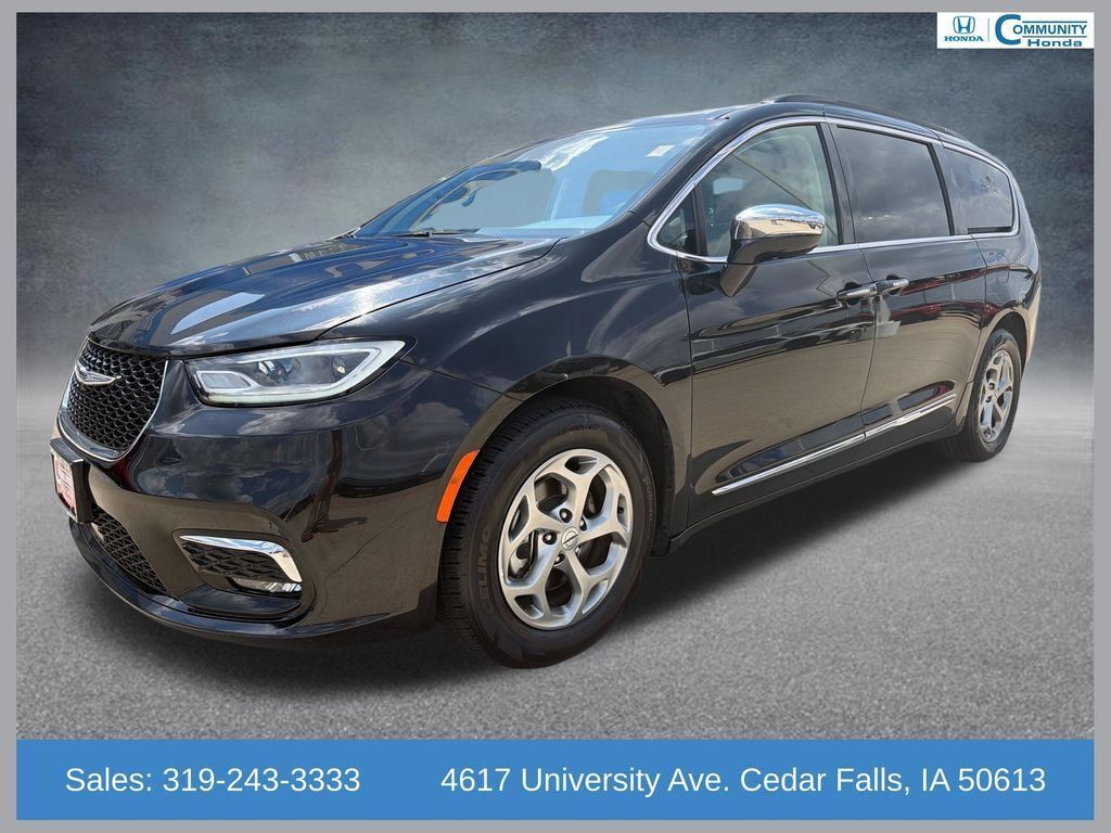 Used 2023 Chrysler Pacifica Limited FWD 360° Tour