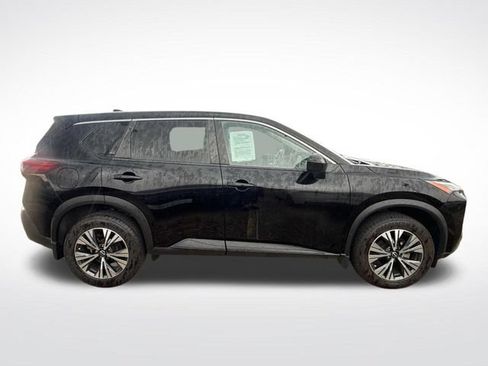 Used 2023 Nissan Rogue SV FWD image 11