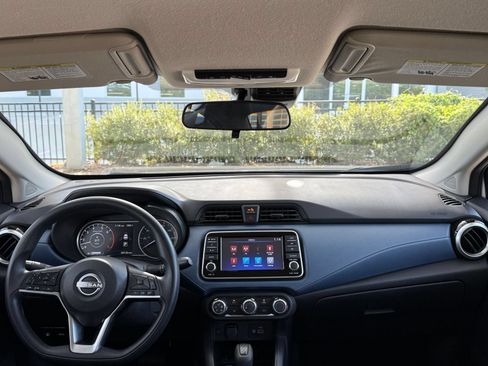 Used 2025 Nissan Versa SV FWD image 32