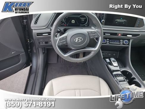 New 2026 Hyundai Elantra SE image 10