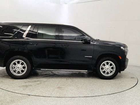 Used 2021 Chevrolet Tahoe LT w/ Rear Media and Nav Package image 8