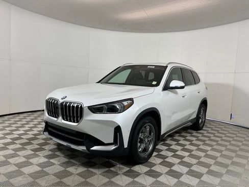 New 2026 BMW X1 xDrive28i w/ Convenience Package AWD/4WD image 3