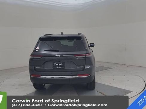 Used 2025 Jeep Grand Cherokee Limited w/ Trailer Tow Package image 12