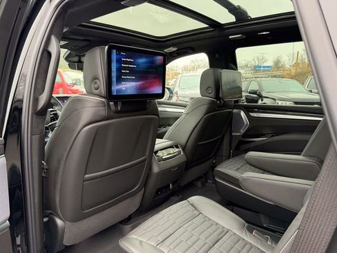 Certified 2026 Cadillac Escalade V w/ LPO, ONYX Package image 16