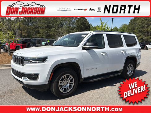 Used 2024 Jeep Wagoneer 4WD image 1