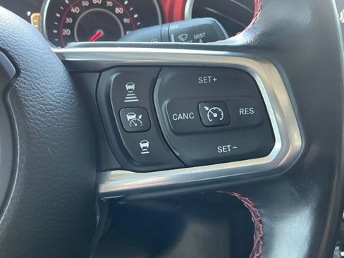 Used 2020 Jeep Gladiator Rubicon AWD/4WD image 17