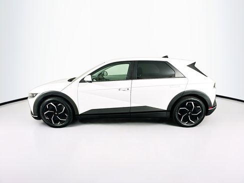 Used 2024 Hyundai Ioniq 5 SEL RWD image 4