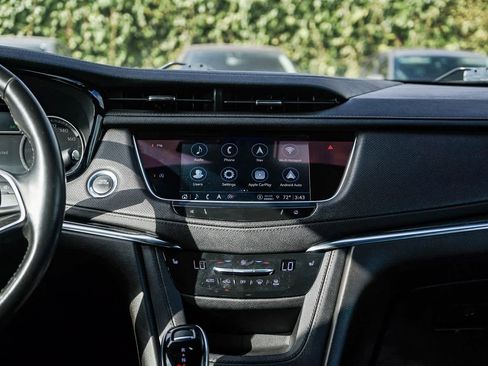 Used 2022 Cadillac XT5 Premium Luxury image 23