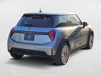 Used 2025 MINI Cooper S video 2