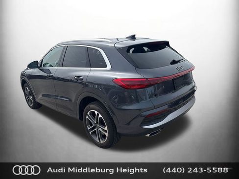 Used 2025 Audi Q5 Premium AWD/4WD image 7