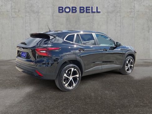 Used 2025 Chevrolet Trax RS w/ Driver Confidence Package image 5