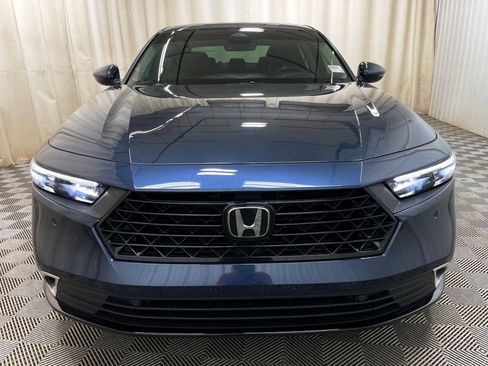 Used 2024 Honda Accord Touring image 17